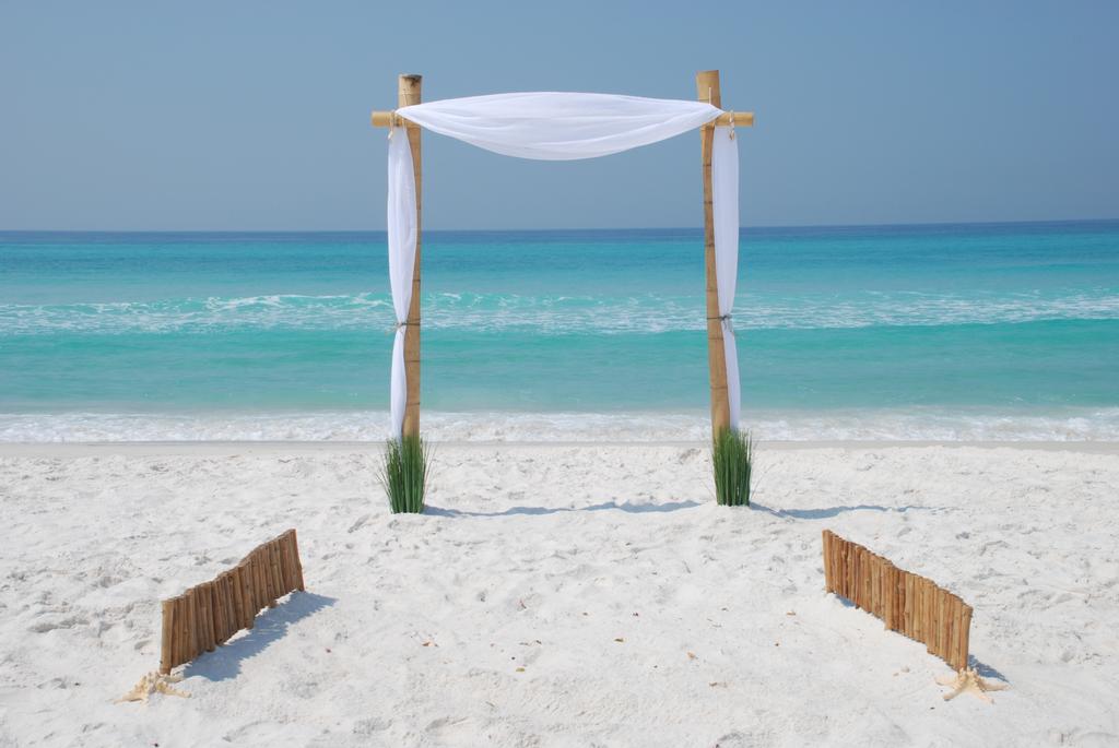 Emerald Beach Weddings